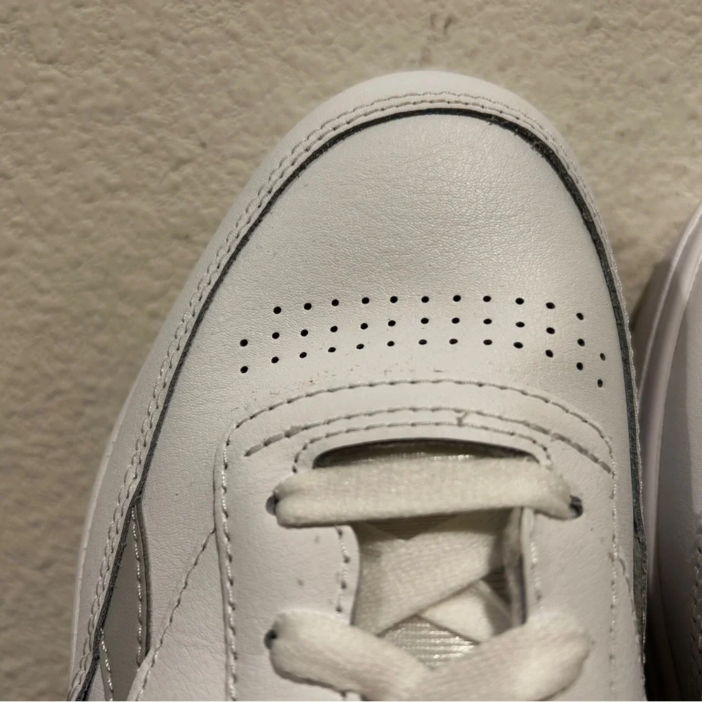 Reebok Women Club C Double Revenge low-top sneakers, Size 9, New in Box